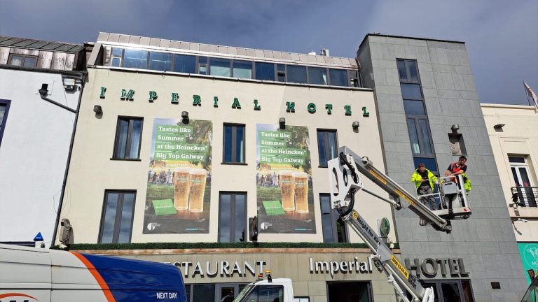 an example of an exterior signage project for a Galway based hotel - Galway signs